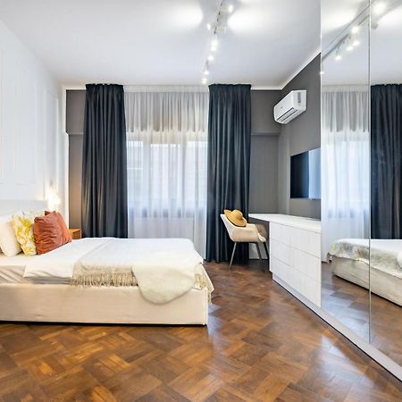 Elegant Two Bedrooms Apartment ブカレスト エクステリア 写真