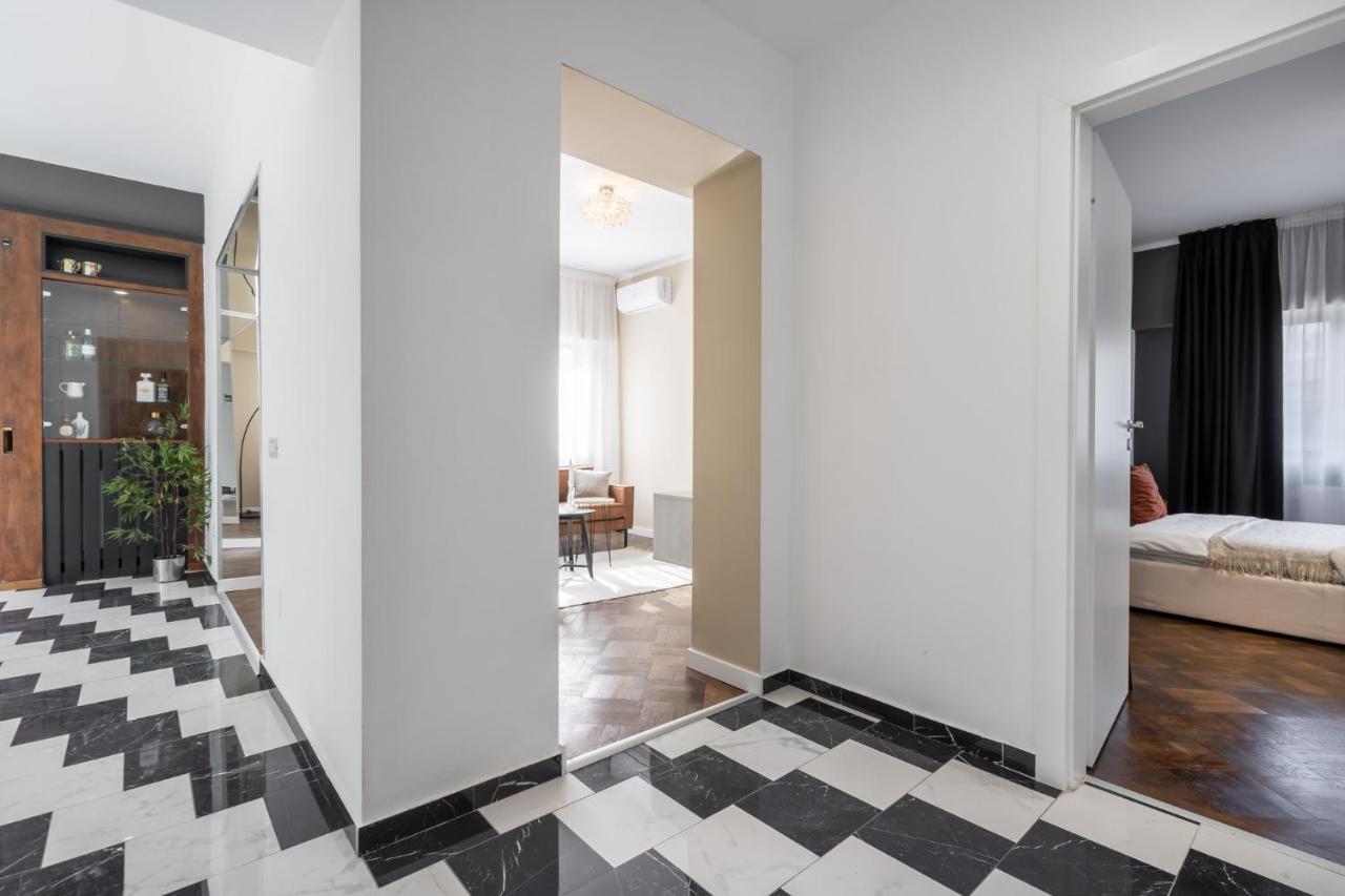 Elegant Two Bedrooms Apartment ブカレスト エクステリア 写真