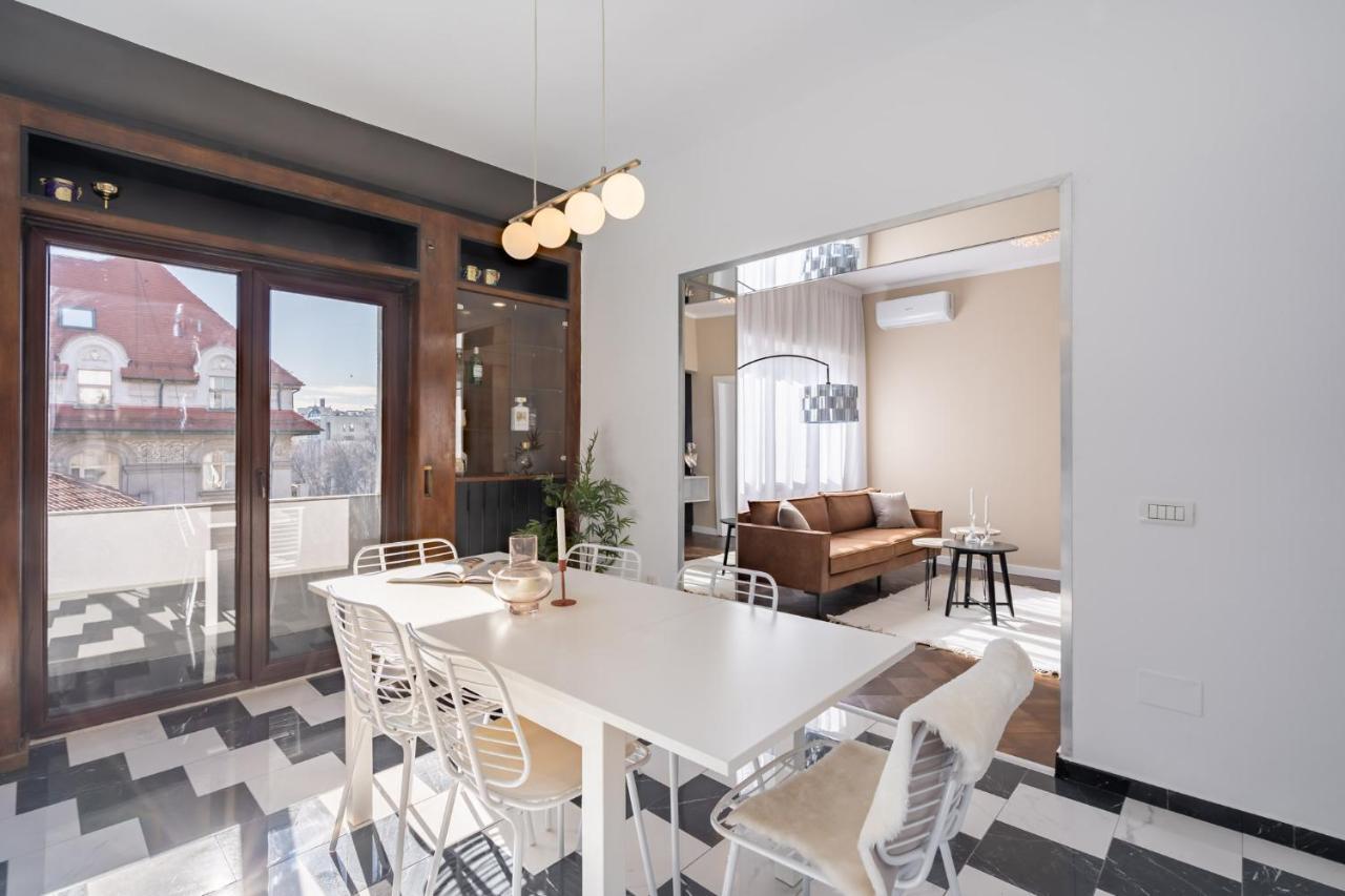 Elegant Two Bedrooms Apartment ブカレスト エクステリア 写真