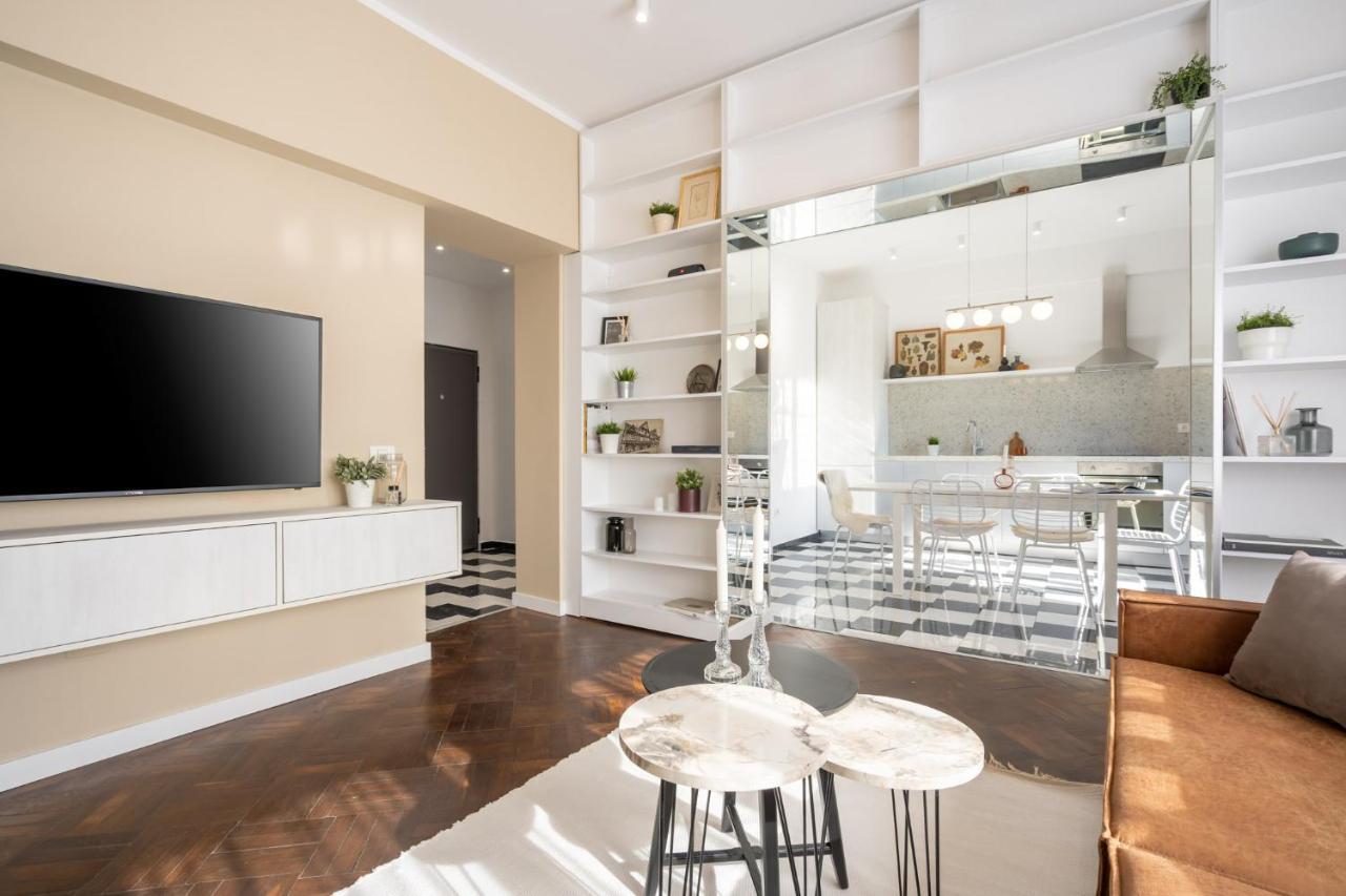 Elegant Two Bedrooms Apartment ブカレスト エクステリア 写真